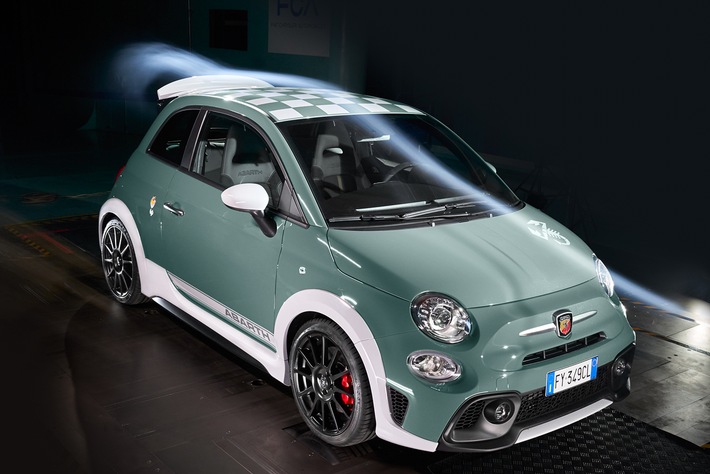 der neue abarth 695 70 anniversario war der grosse star der abarth days 2019 - Der neue Abarth 695 70° Anniversario war der große Star der Abarth Days 2019